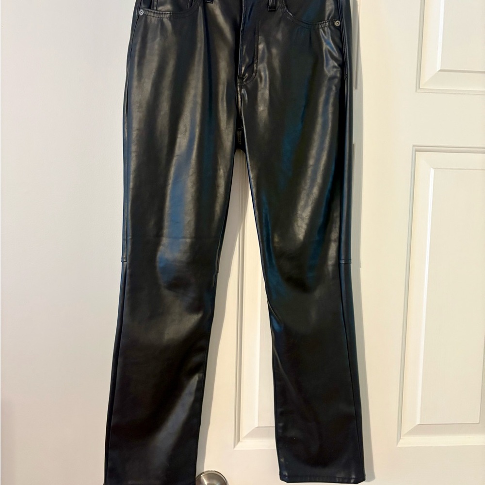 GAP Women’s black leather pants